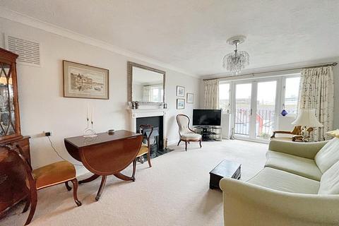 2 bedroom retirement property for sale, St. Leonards Road, Eastbourne