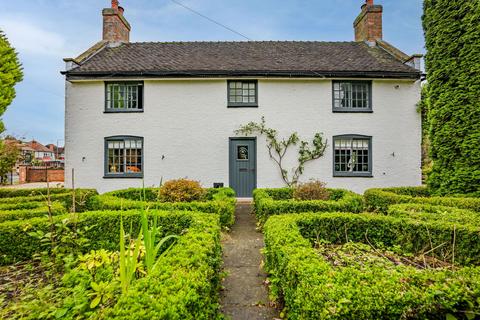 3 bedroom detached house for sale, Derby Road, Bramcote, Nottingham, NG9 3JA