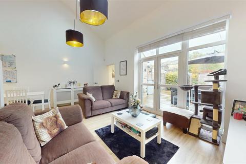 4 River View, Haworth, Keighley, BD22 8SB