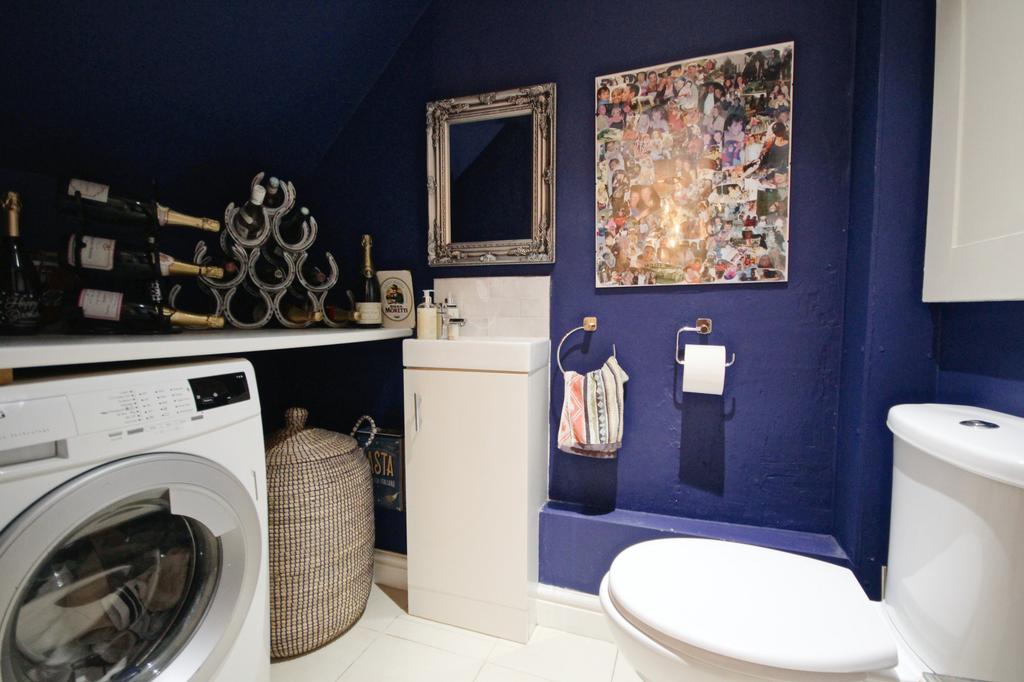 Utility Room/WC