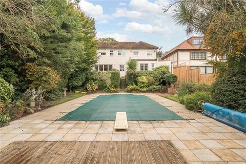 5 bedroom detached house for sale, Yester Park, Chislehurst