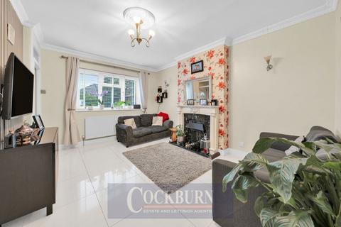 3 bedroom terraced house for sale, Campfield Road, Mottingham, SE9