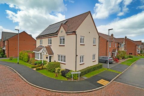 4 bedroom detached house for sale, 18 Hodgson Road, Shifnal