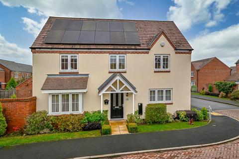 4 bedroom detached house for sale, 18 Hodgson Road, Shifnal