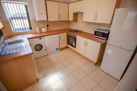 4 bedroom house to rent, Adelaide Road, L7 8SQ,