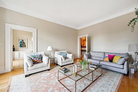 4 bedroom flat for sale, Kensington Court Gardens, Kensington, London, W8