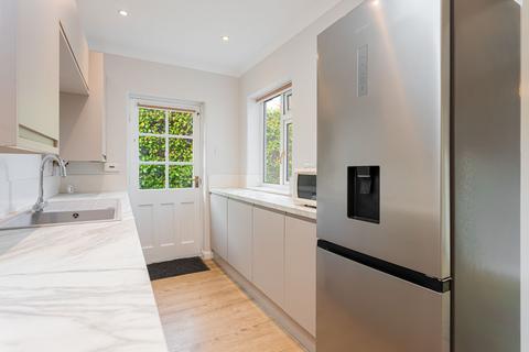 Cedars Chestnut Walk, Felcourt, East Grinstead, RH19 2LB