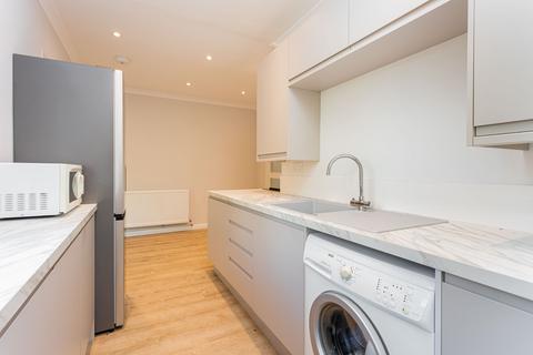 Cedars Chestnut Walk, Felcourt, East Grinstead, RH19 2LB