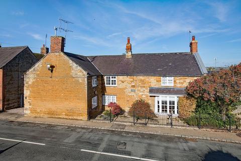 4 bedroom detached house for sale, Main Street, Market Harborough LE16