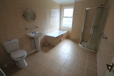 8 Princes Street, Rhyl, LL18 1LS