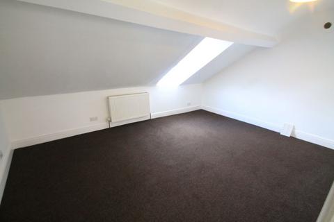 8 Princes Street, Rhyl, LL18 1LS