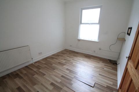 8 Princes Street, Rhyl, LL18 1LS