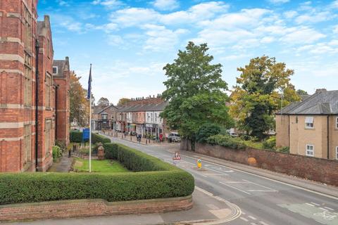 2 bedroom flat for sale, Bluebridge Court, Fishergate, York