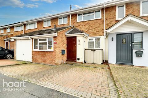 4 bedroom terraced house for sale, Carnation Close, Chelmsford