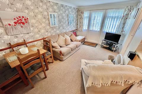 2 bedroom chalet for sale, Beach Road, Hemsby, Great Yarmouth