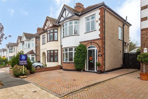 86 Stanley Road, Hornchurch, RM12 4JW