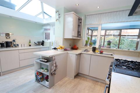 3 bedroom semi-detached house for sale, Wembley Avenue, Whitley Bay, Tyne and Wear, NE25 8TE