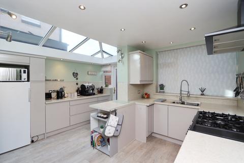 3 bedroom semi-detached house for sale, Wembley Avenue, Whitley Bay, Tyne and Wear, NE25 8TE