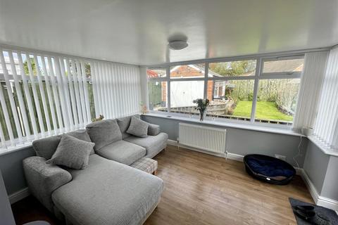 2 bedroom bungalow for sale, Cornwall Avenue, Darlington