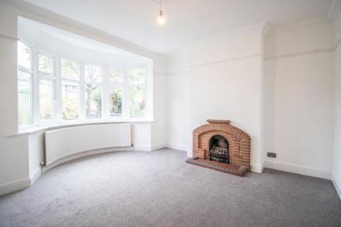 98 Manners Way, Southend-on-sea, SS2 6PZ