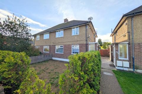 2 bedroom maisonette for sale, Staines Road, Feltham, TW14