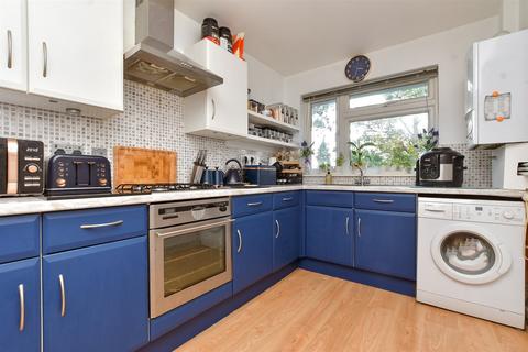 2 bedroom apartment for sale, Brighton Road, Sutton, Surrey