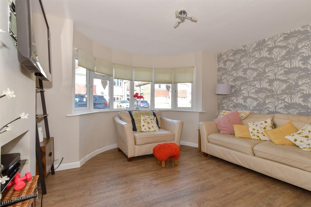 Tenby Road, Welling, Kent 2 bed semidetached house for sale £450,000