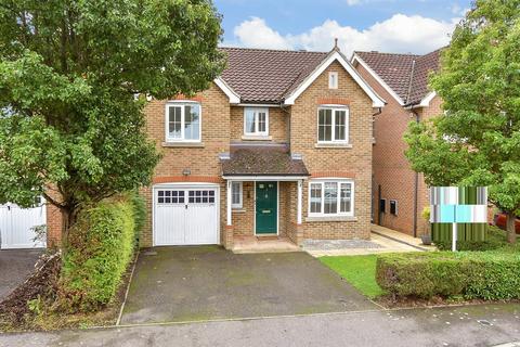 4 bedroom detached house for sale, Bogarde Drive, Wainscott, Rochester, Kent