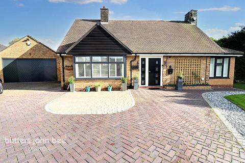 2 bedroom detached bungalow for sale, Hilderstone Road, Stoke-On-Trent