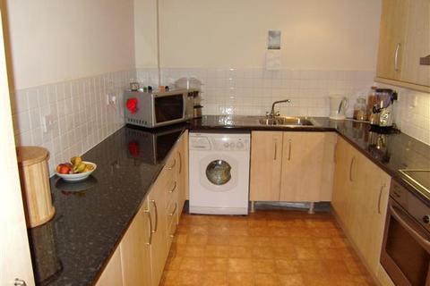 2 bedroom apartment to rent, Neptune Square, Ipswich IP4