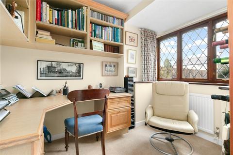 Oak Tree House Crouch Lane, Winkfield, Windsor, SL4 4TL