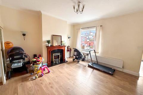 3 bedroom terraced house for sale, Ruskin Road, Crewe, Cheshire, CW2