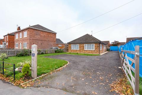 2 bedroom bungalow for sale, Station Road, Boston