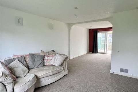 9 Manor Close, St Austell, PL25 4HH