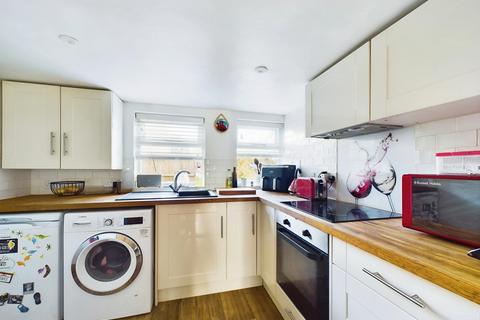 2 bedroom cottage for sale, East Street, Lilley, Luton, LU2