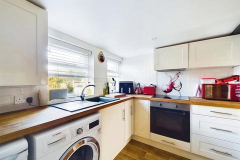 2 bedroom cottage for sale, East Street, Lilley, Luton, LU2