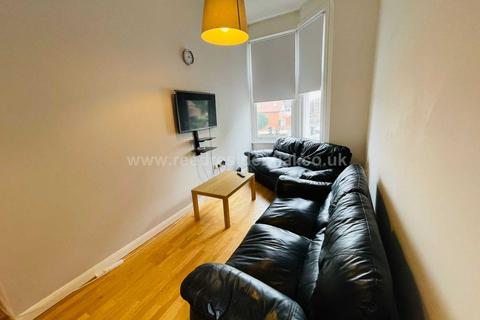 6 bedroom apartment to rent, Derby Road, Nottingham