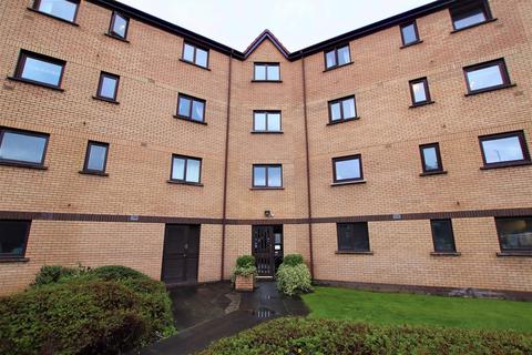 2 bedroom flat to rent, Riverview Drive, Glasgow