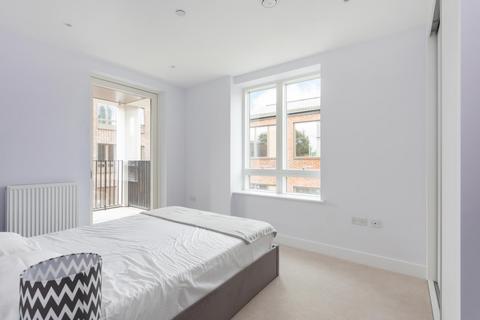 1 bedroom flat to rent, New Frederick Mews, London SE17