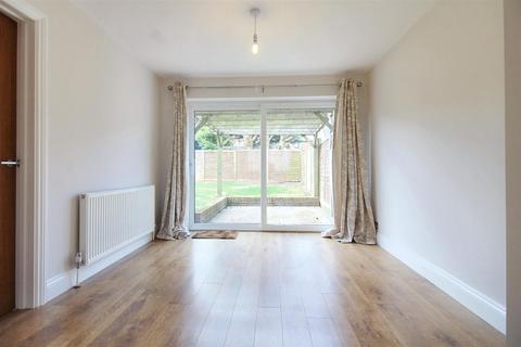 4 bedroom detached house for sale, Orchard Close, Waddesdon