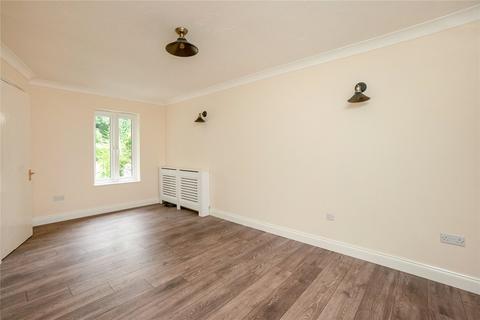 2 bedroom end of terrace house for sale, Cotshill Gardens, Oxfordshire OX7