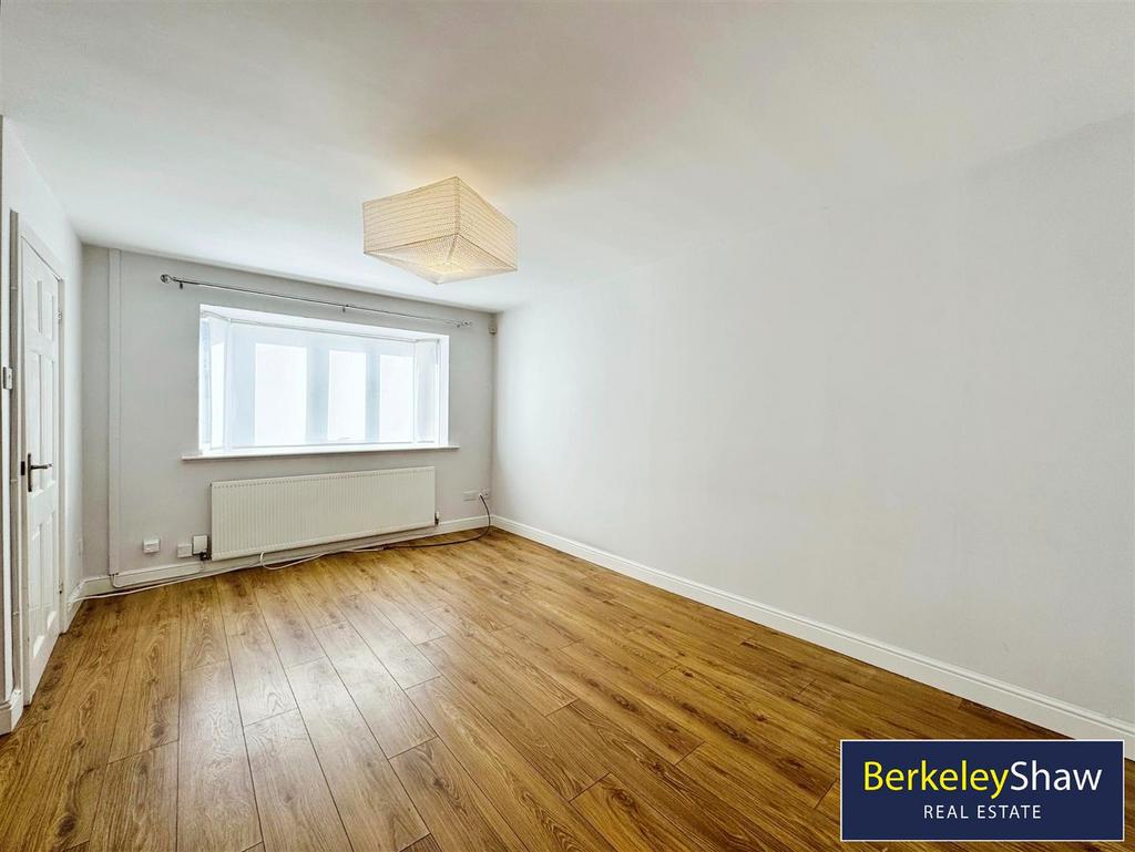 Living room (2)