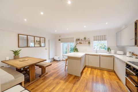 21 Charnley Drive, Leeds, LS7 4ST