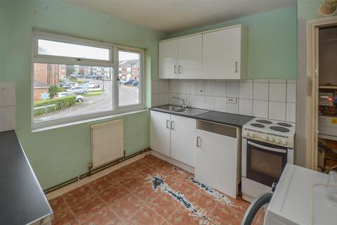 2 bedroom maisonette for sale, Mayfield Gardens, Brentwood