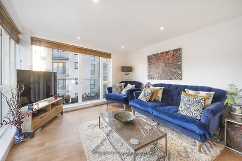 2 bedroom flat for sale, Alboran Apartments, 1 Seven Sea Gardens, London