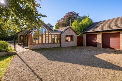 3 bedroom detached bungalow for sale, York Road, Malton