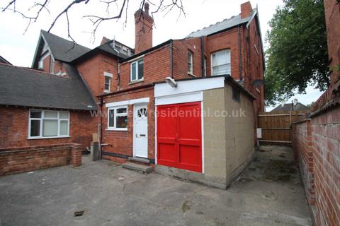 6 bedroom house to rent, Derby Road, Nottingham