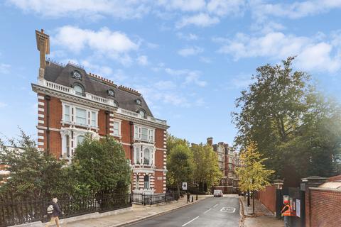 1 bedroom flat for sale, Observatory Gardens, London