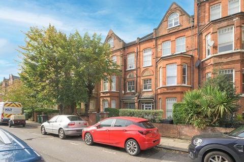 3 bedroom flat for sale, Goldhurst Terrace, South Hampstead, London