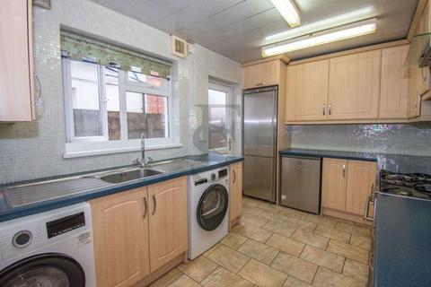 192 Kimberley Road, Leicester, LE2 1LJ